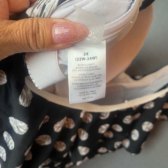 NEW LYSA PLUS Size Black and White Polka Dot One-Shoulder Swimsuit - Picture 12 of 13